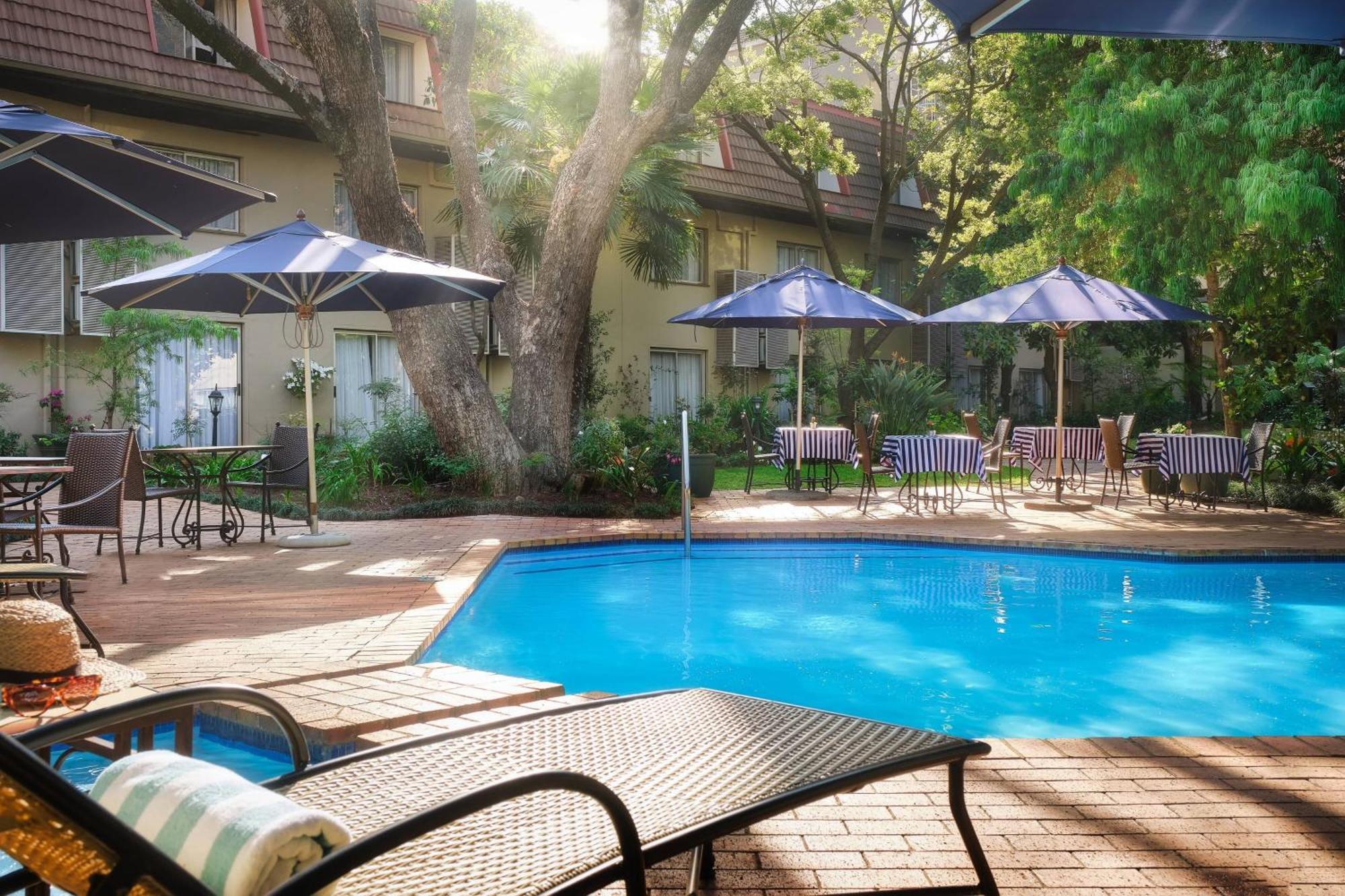 Protea Hotel By Marriott Johannesburg Balalaika Sandton Kültér fotó